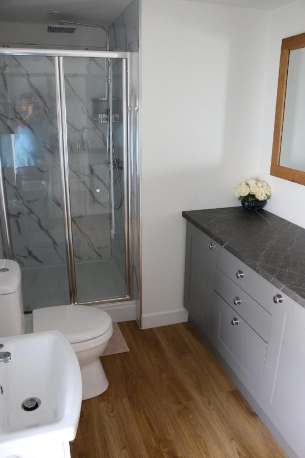 Ty Nant Little Haven Bed & Breakfast Bagian luar foto